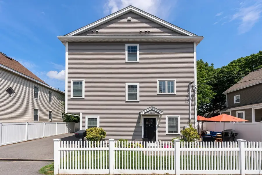 156 Ash Street #2, Waltham, MA 02453 - #2