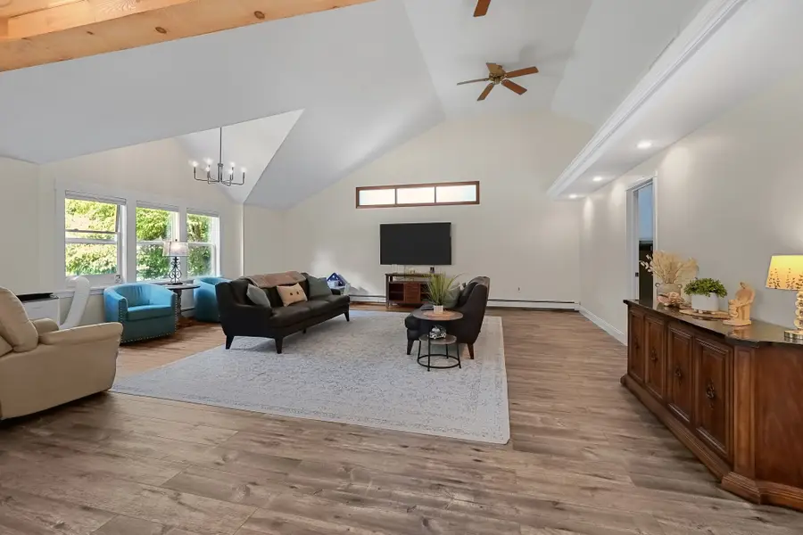 95 Lakeside Ave, Lakeville, MA 02347 - #3