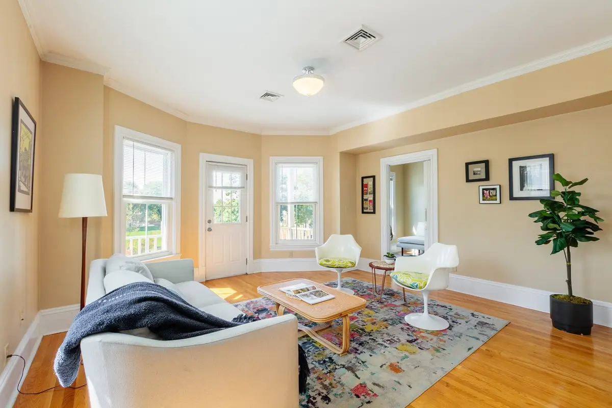 561A Broadway #2, Somerville, MA 02145 - #1