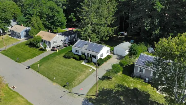 59 Holland Dr, East Longmeadow, MA 01028