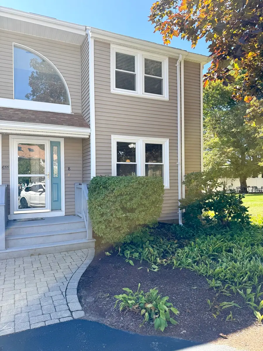 655 Pleasant Street #8, Weymouth, MA 02189 - #2