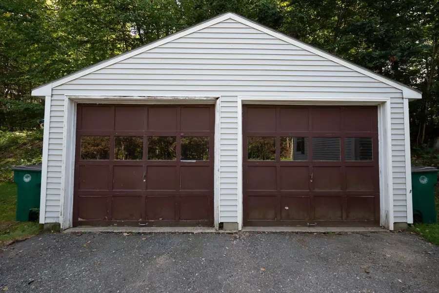 564 Fairmount St, Fitchburg, MA 01420 - #3