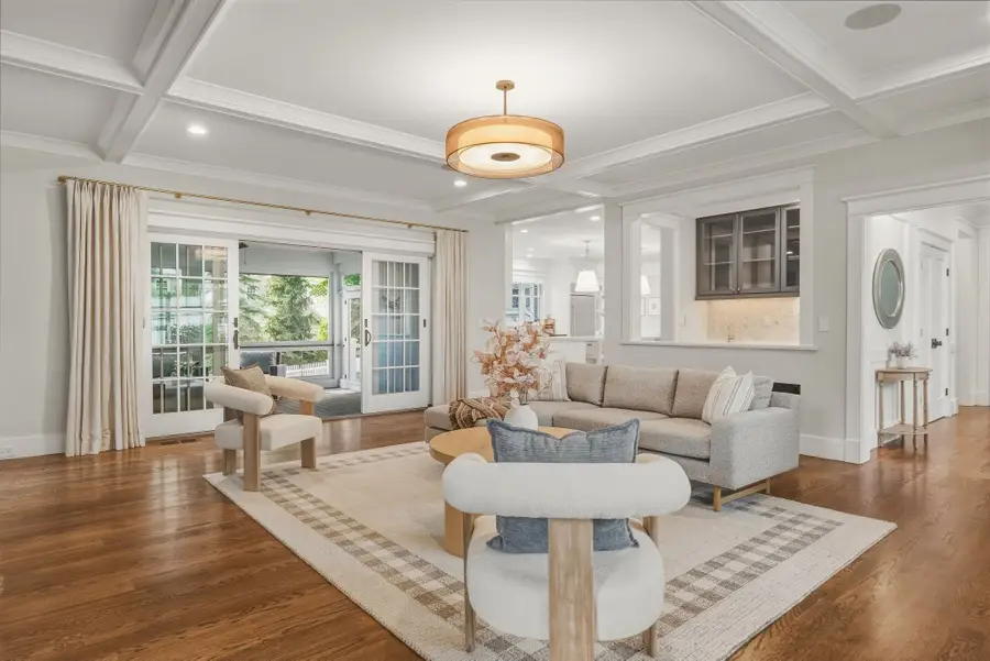 132 Washington Ave, Needham, MA 02492 - #3