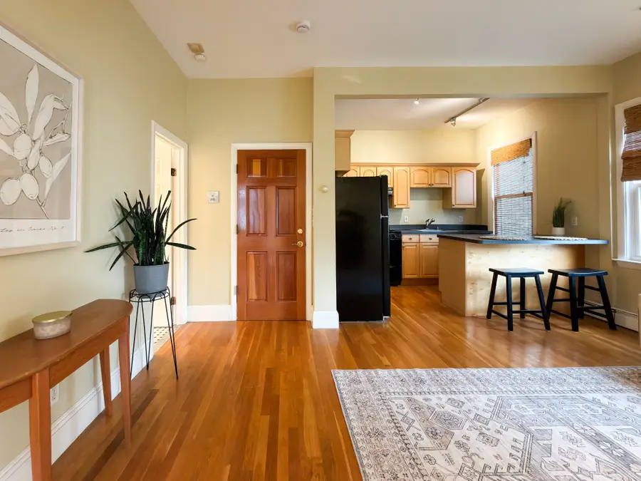 392 Norfolk St #2, Cambridge, MA 02139 - #3