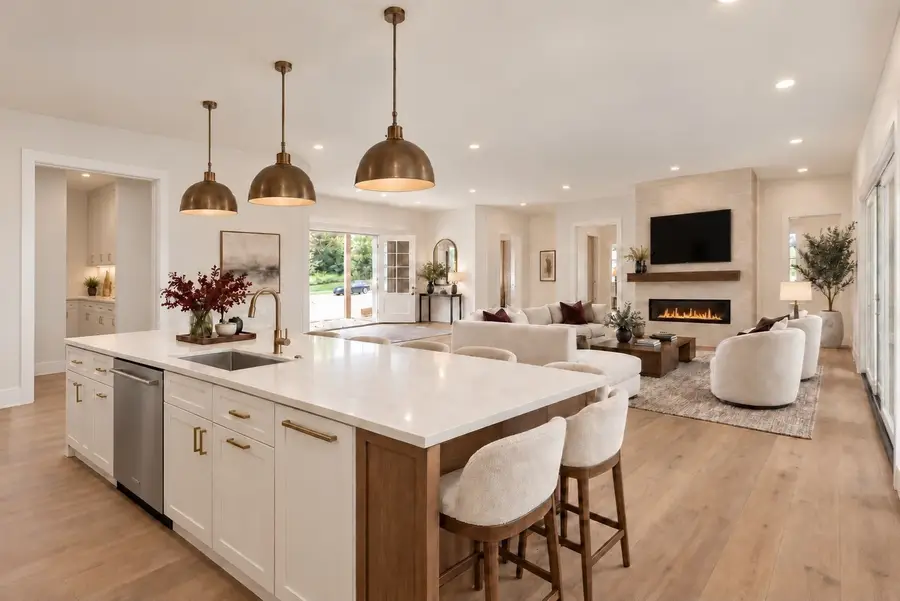 11 Charles St, North Reading, MA 01864 - #3