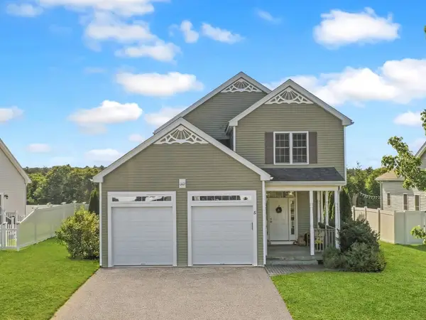 5 Candlelight Lane, Bellingham, MA 02019