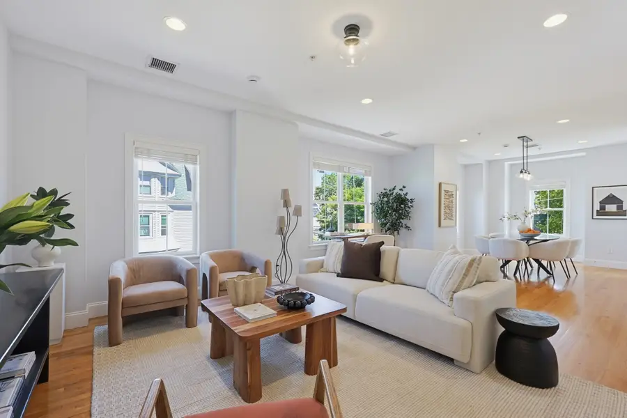 45 Endicott Ave #8, Somerville, MA 02144 - #3