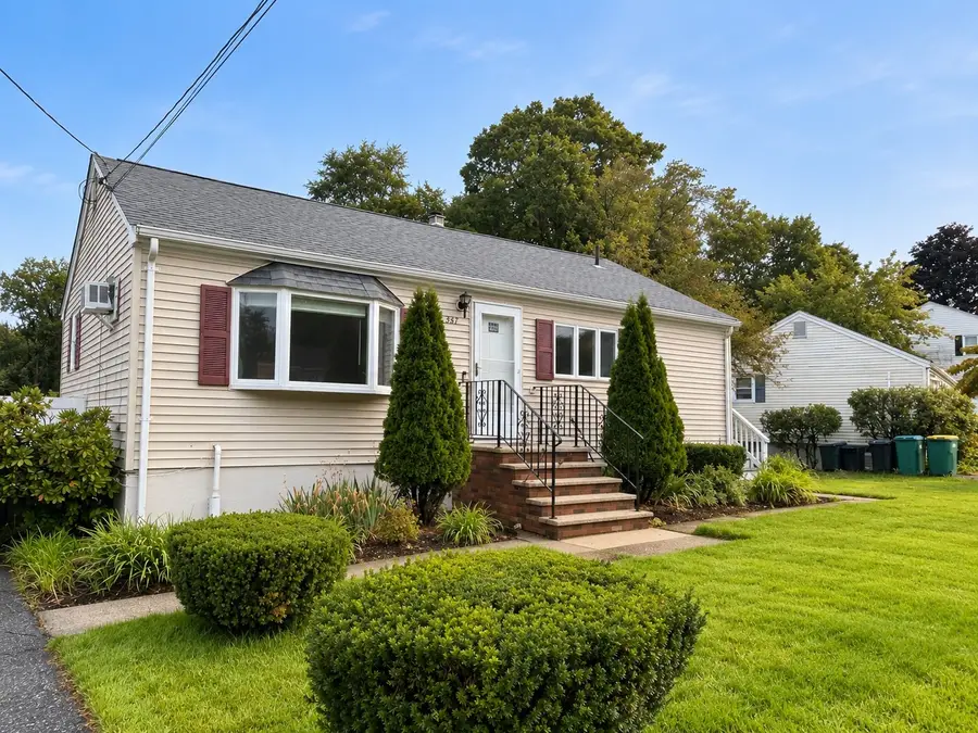 347 Lexington St, Woburn, MA 01801 - #2