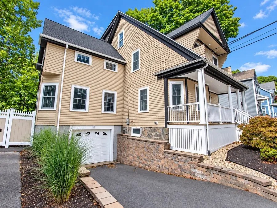 84 Spring St, Wakefield, MA 01880 - #3