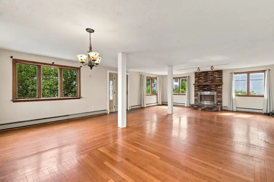 70 Hovey St, Watertown, MA 02472 - #2