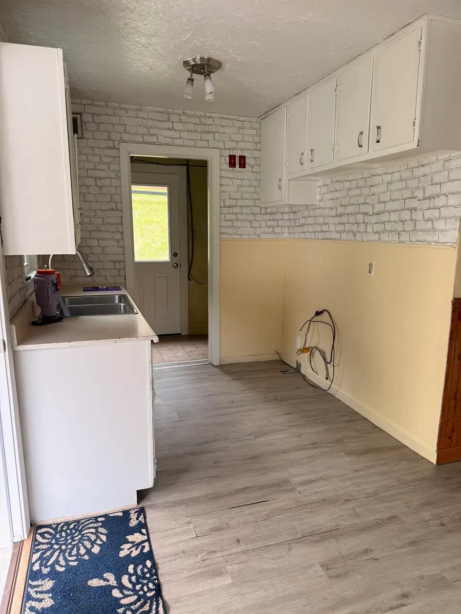 131 Anzio Rd, Athol, MA 01331 - #2