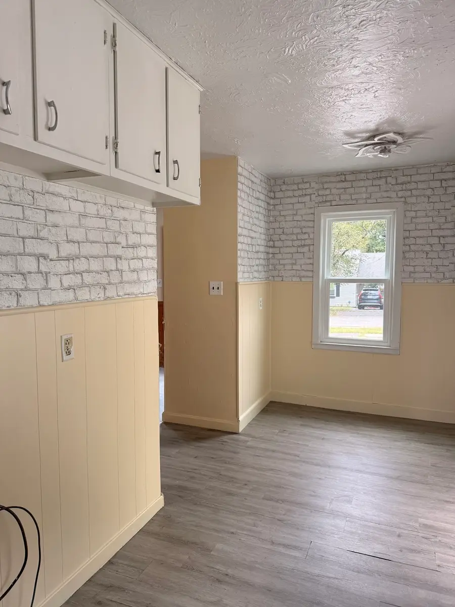 131 Anzio Rd, Athol, MA 01331 - #3