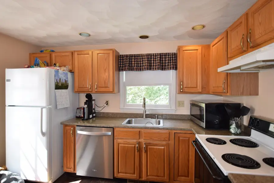130 B Street, Dracut, MA 01826 - #2