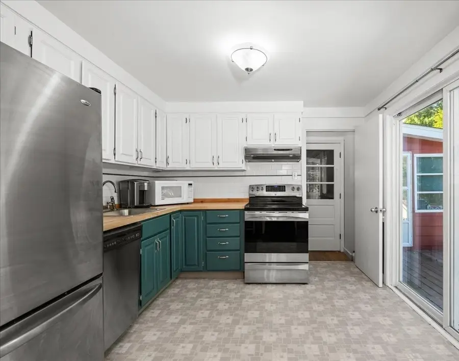 16 Venus Drive, Shrewsbury, MA 01545 - #3
