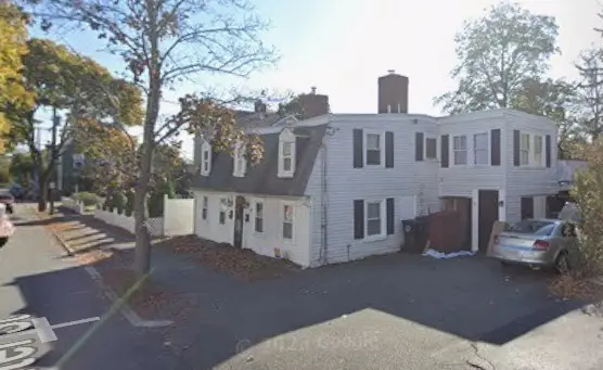 33 Walter St, Salem, MA 01970