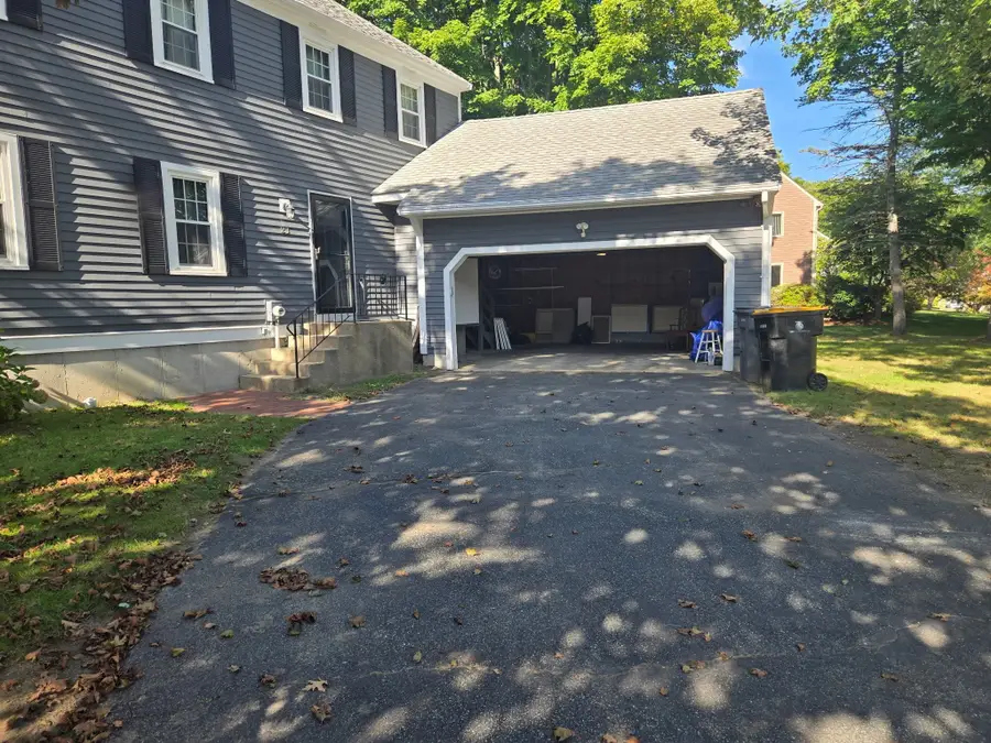 23 Kings Row Ln, Framingham, MA 01701 - #2