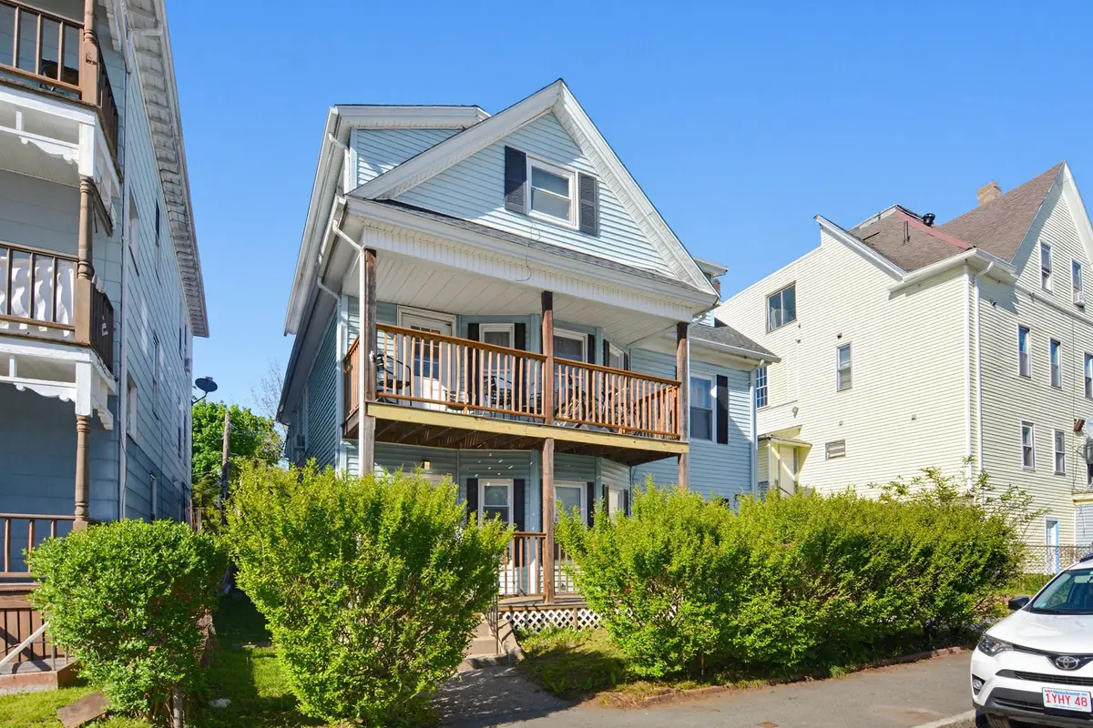 38 Oberlin St, Worcester, MA 01610 - #1