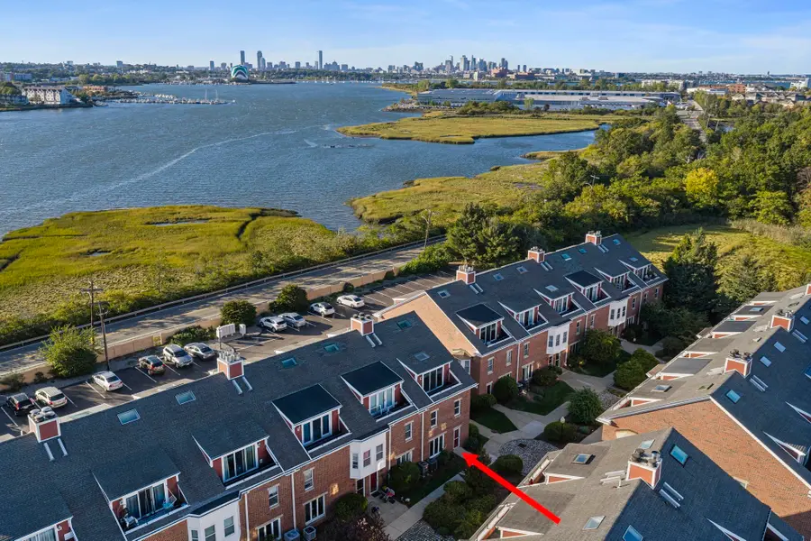 160 Quincy Shore Dr #106, Quincy, MA 02171 - #2