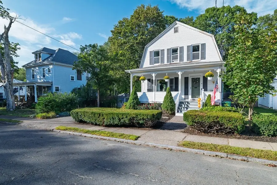 12 Claflin St, Attleboro, MA 02703 - #2