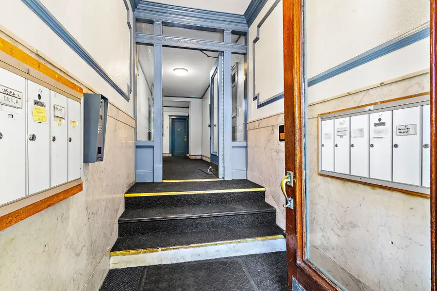 10 Melvin Ave #9, Boston, MA 02135 - #3