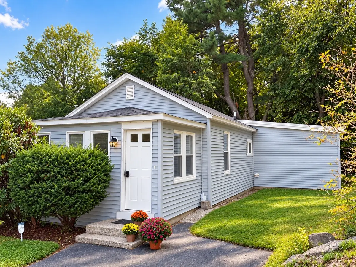 9 Highland Street, Boylston, MA 01505 - #1