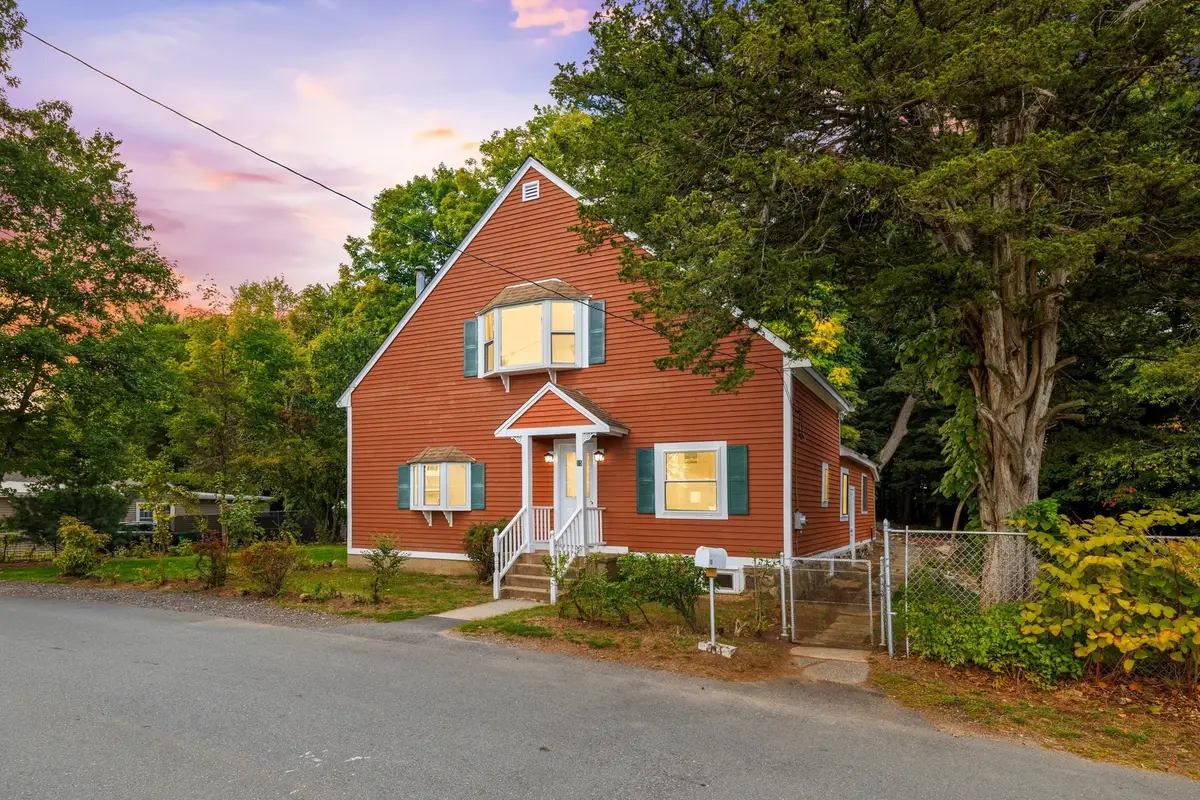 15 Friendship St, Billerica, MA 01821 - #1
