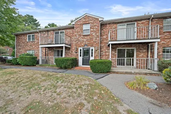 18 Kingswood Dr #5, Abington, MA 02351