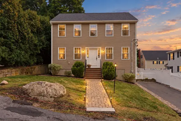 5 Fairview Rd, Peabody, MA 01960