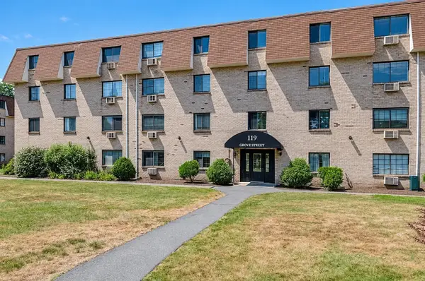 119 Grove Street #245, Rockland, MA 02370