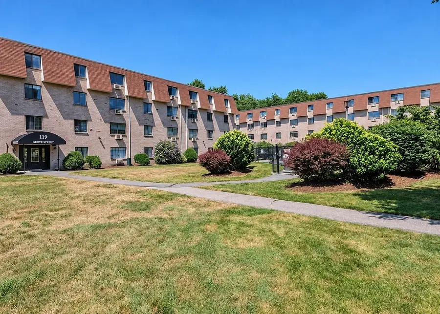 119 Grove Street #245, Rockland, MA 02370 - #2