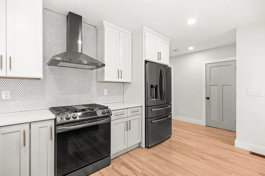 216 Havre St #1, Boston, MA 02128 - #3