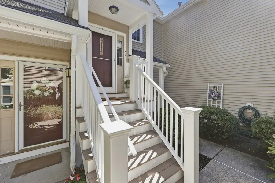 129 Tyson Commons Lane #129, Braintree, MA 02184 - #3