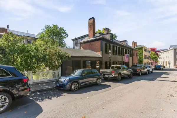 16 Common Street, Boston, MA 02129