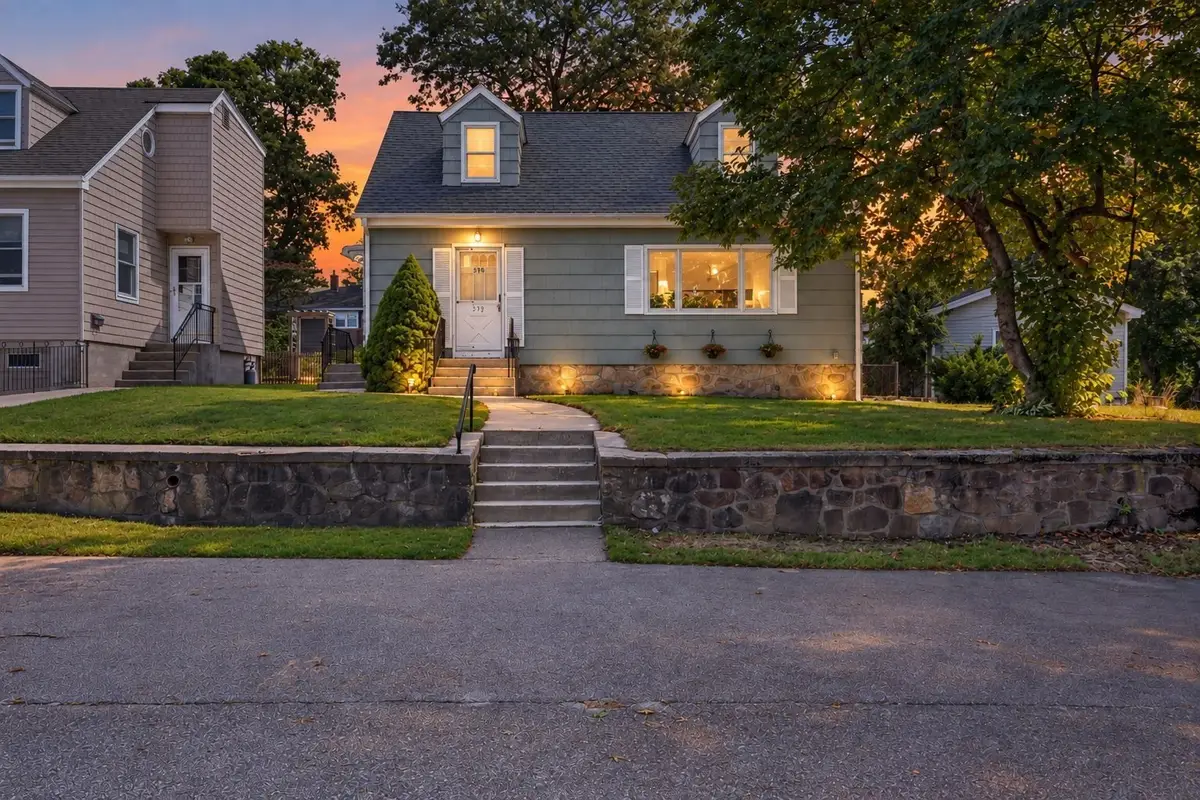 539 Summer Pl, Blackstone, MA 01504 - #1