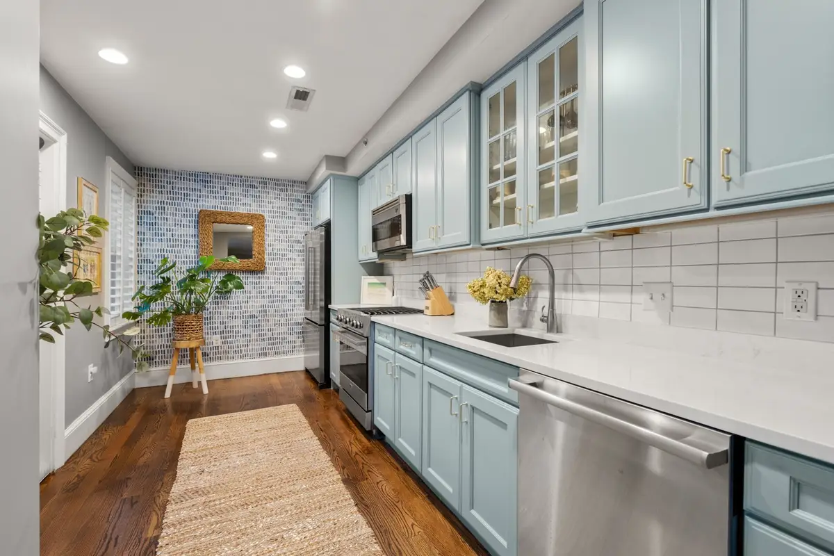 209 W Springfield St #1, Boston, MA 02118 - #1