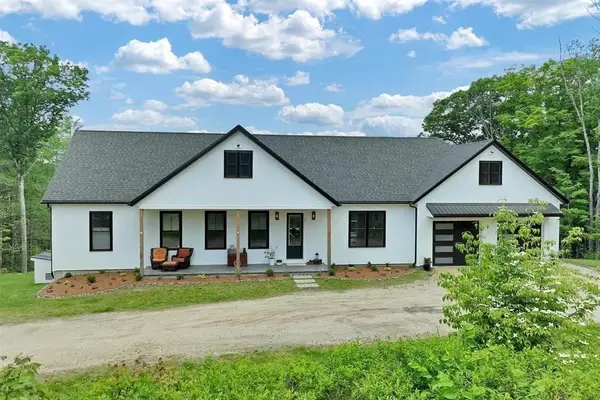 33 Old New Ipswich Rd, Rindge, NH 03461