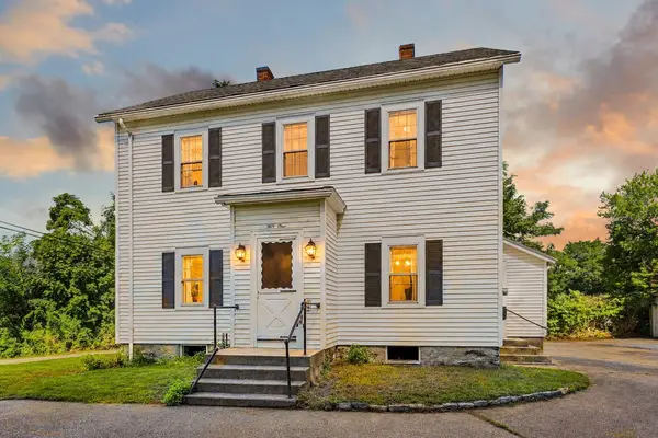 51 Underwood Ln, Middletown, RI 02842