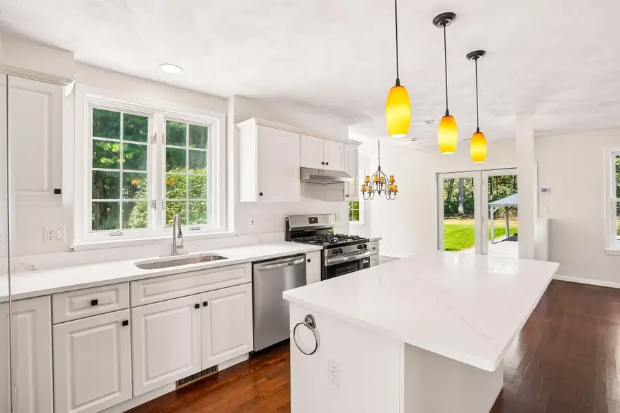 5 Steeple Chase Cir, Westford, MA 01886 - #3