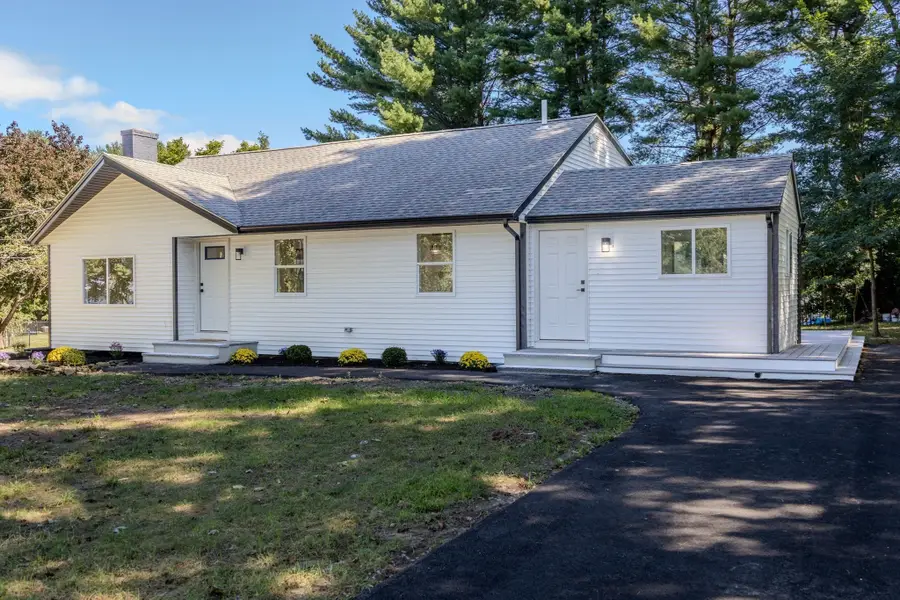 308 Laurel St, Bridgewater, MA 02324 - #2