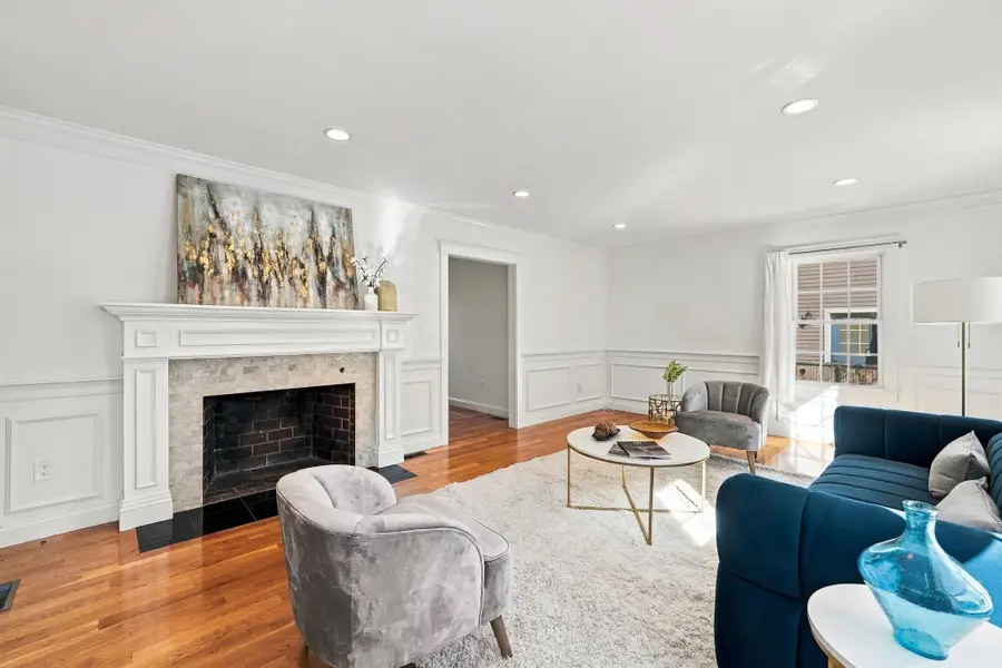 35 Avola St, Arlington, MA 02476 - #3