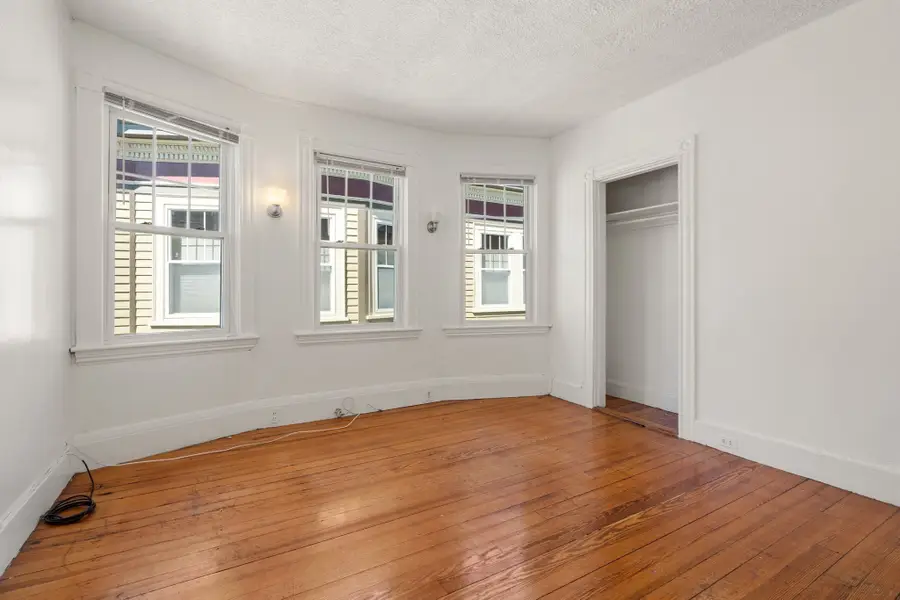 83 Francis St #5, Brookline, MA 02446 - #3