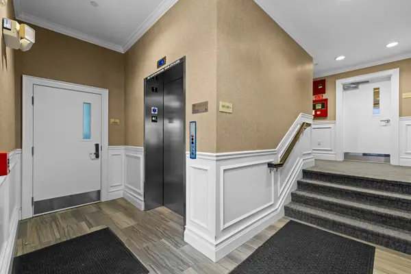 616 E Fourth Street #303, Boston, MA 02127