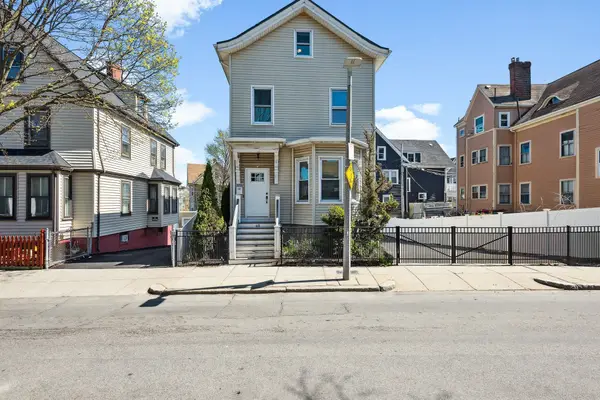 40 Humphreys St, Boston, MA 02125
