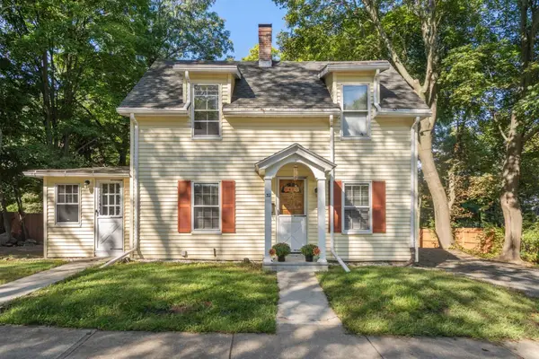 32 Elm Street, Hudson, MA 01749