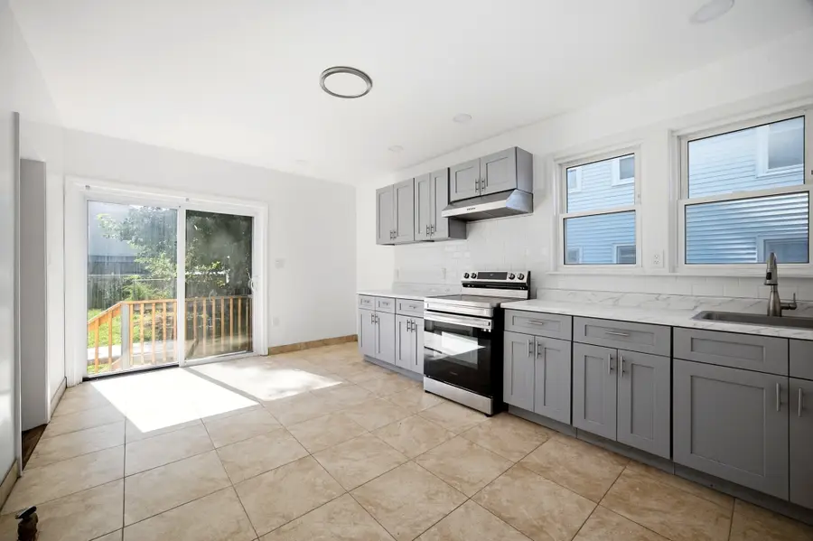 66 Ardmore Street, Springfield, MA 01104 - #2