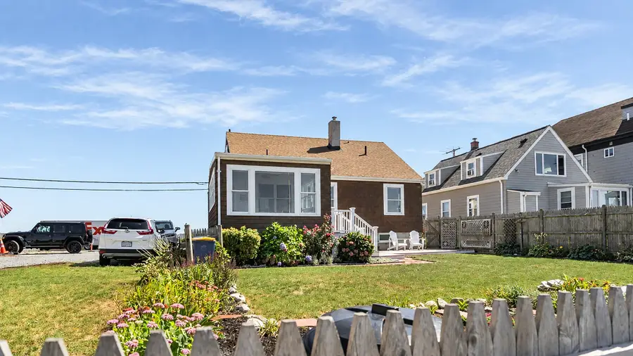 807 Shirley St, Winthrop, MA 02152 - #2