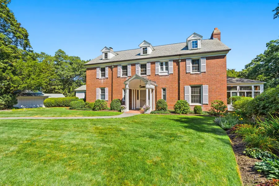 8 Oakmount Circle, Lexington, MA 02420 - #3