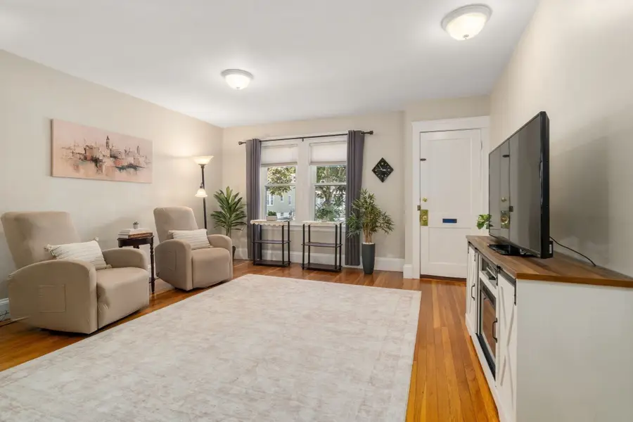 37 Everett St #1, Waltham, MA 02453 - #2