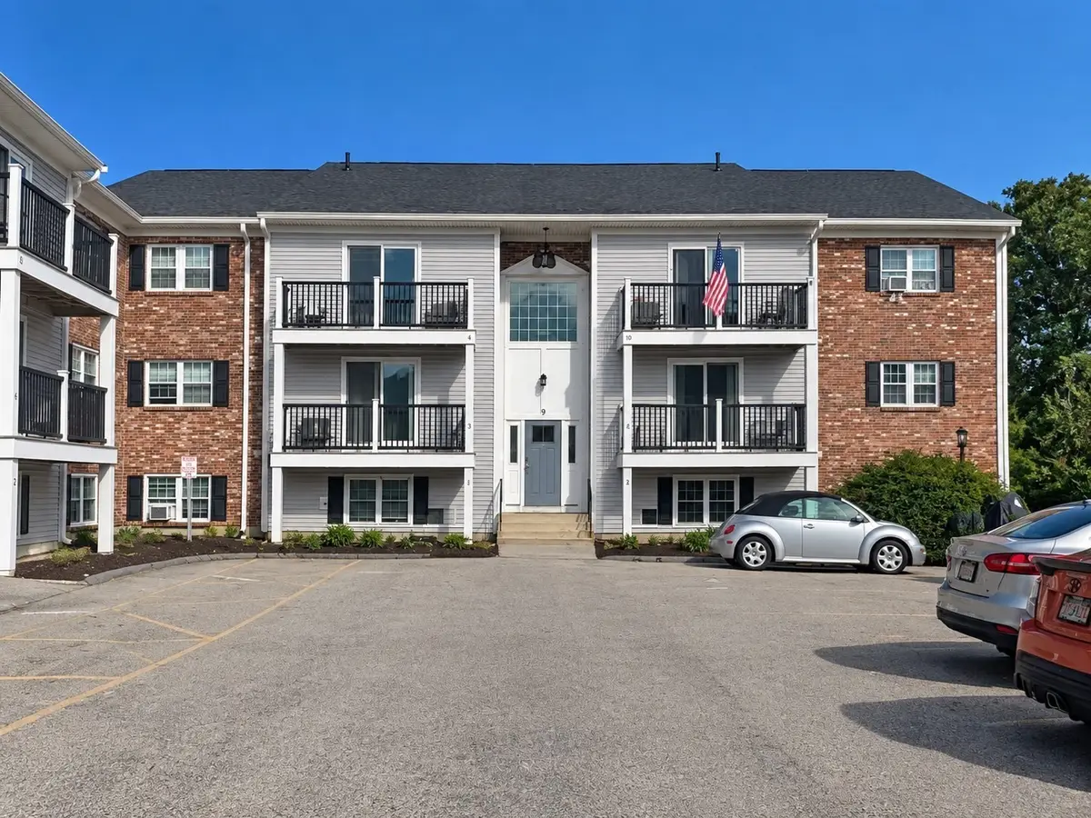 9 Chapel Hill Dr. #6, Plymouth, MA 02360 - #1