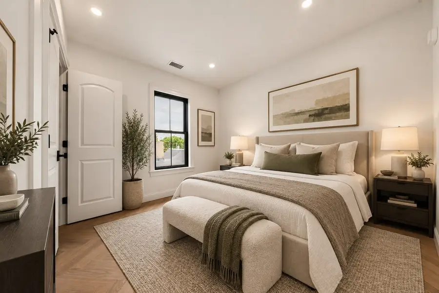 15 Hunting Street #4, Cambridge, MA 02141 - #3